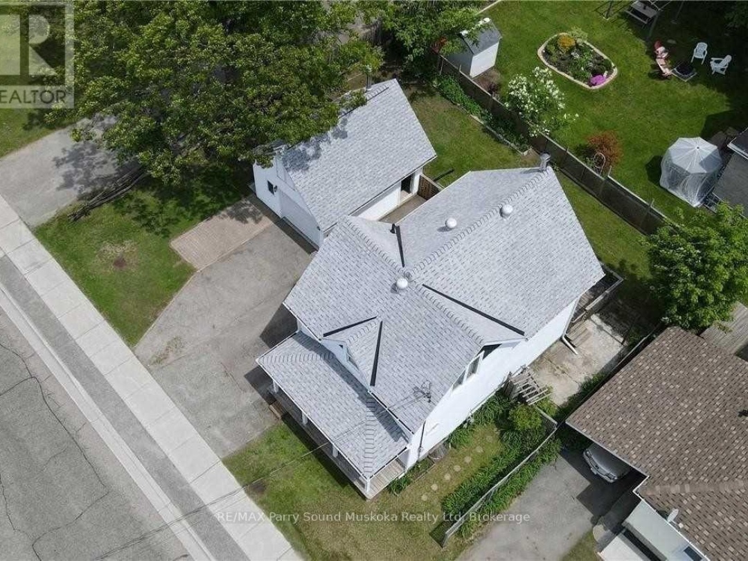 77 Church Street, Parry Sound