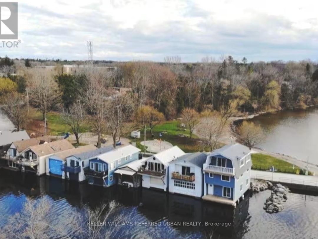 18 HARBOUR PARK CRESCENT S, 