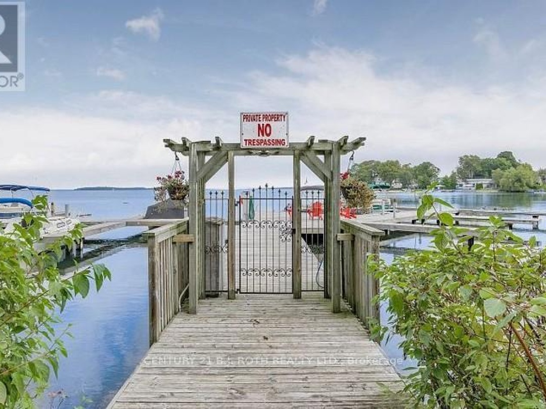 311 - 140 CEDAR ISLAND ROAD, 