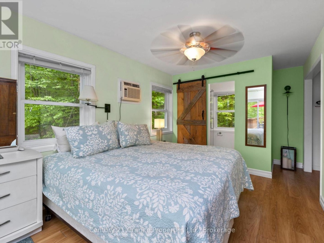 131 Downes Road, Horseshoe Lake