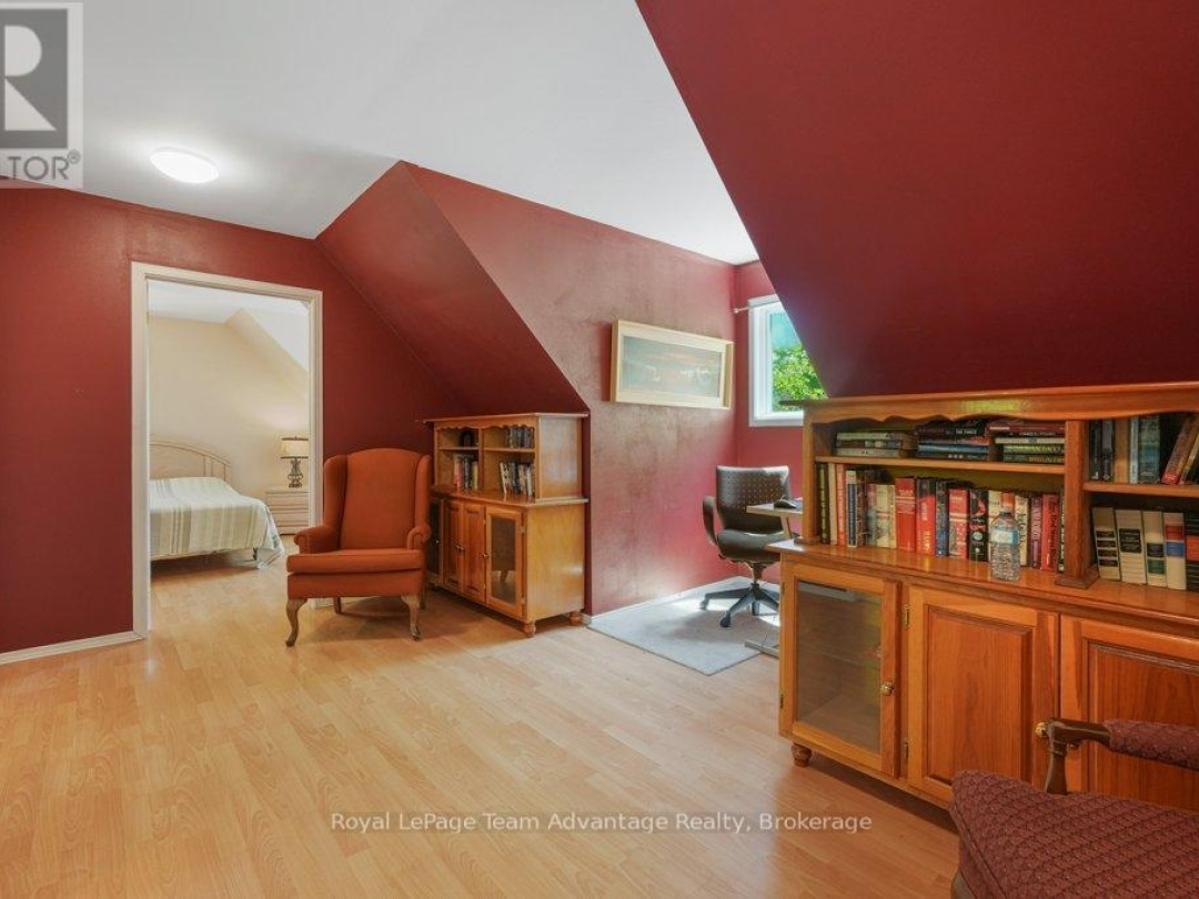 52 LITTLE OTTER LANE, Otter Lake