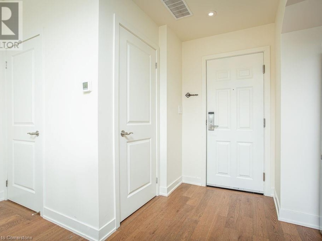 1869 Muskoka 118 Road W Unit# Btv 105, Lake Muskoka