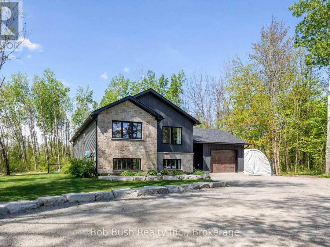 4 Davis Drive, Georgian Bay