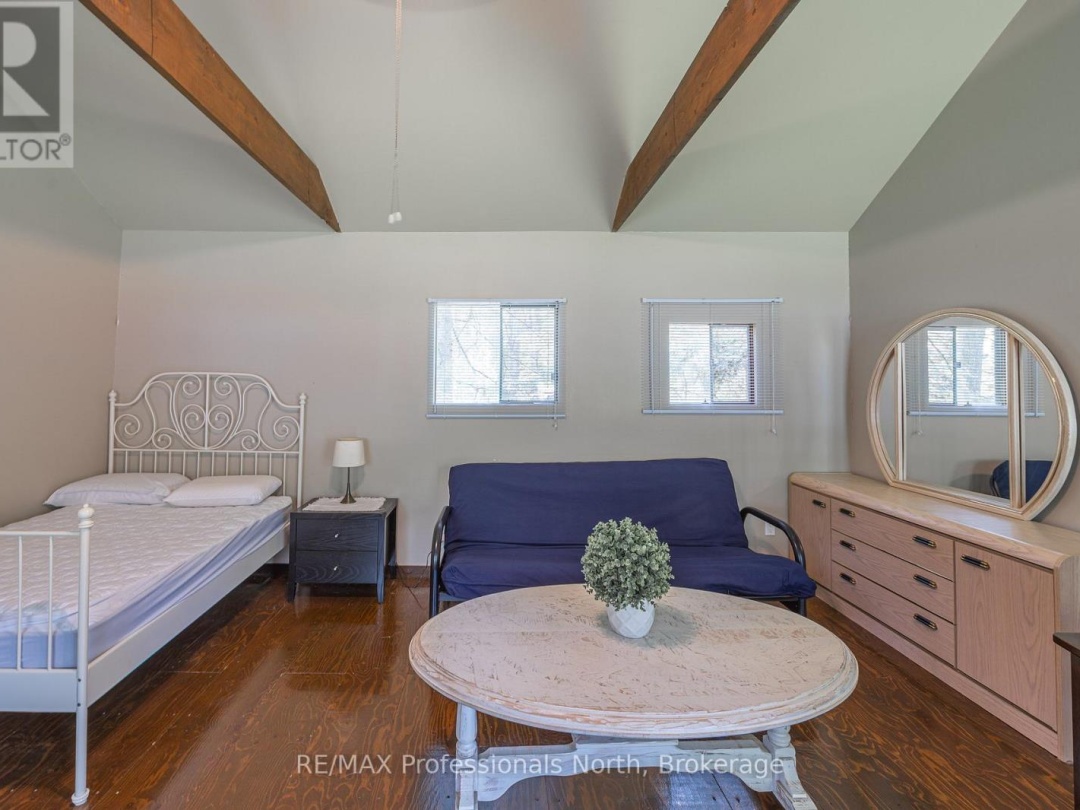 24 RELAX AVENUE, 