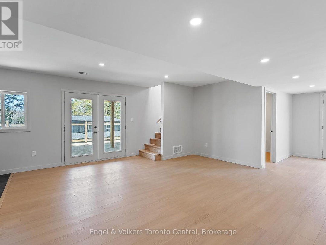 1457 Lake Joseph Road, Mctaggart Lake