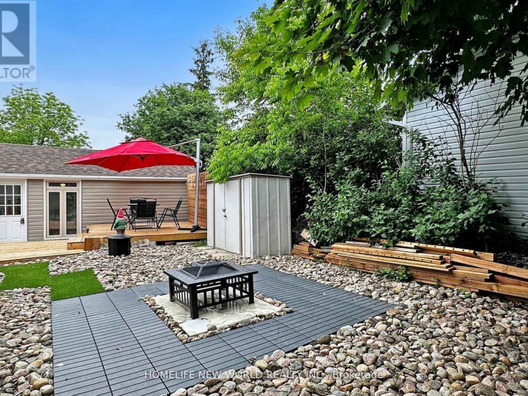 16 Third Street, Sturgeon Lake