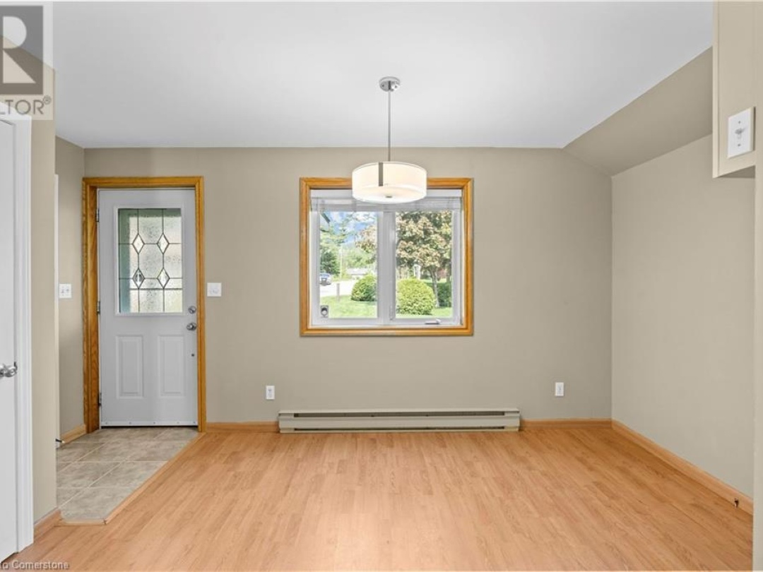 2703 LAKESIDE Drive, 