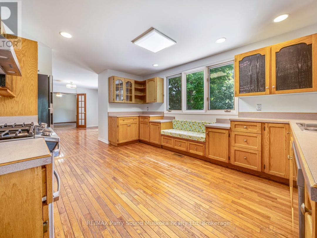 9 ADDIE STREET, 