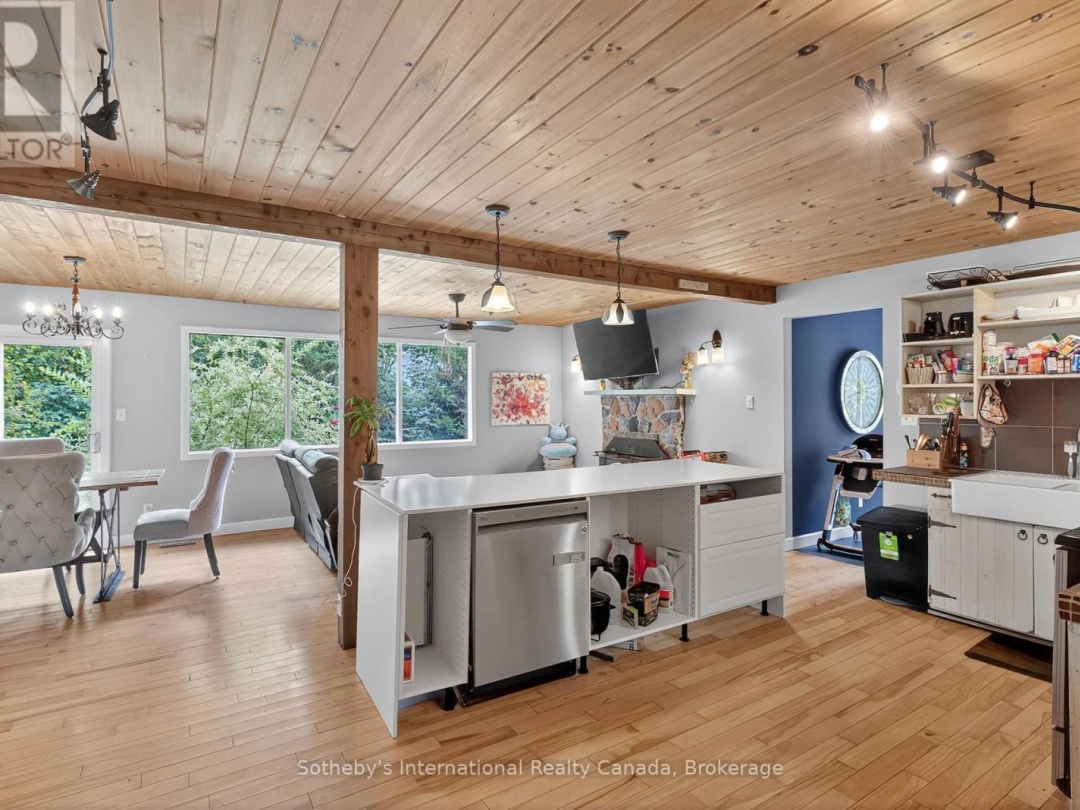 1132 LIMBERLOST ROAD, 