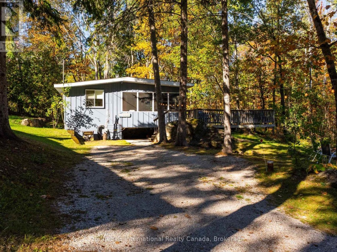 1161 NORTH KAHSHE LAKE ROAD, 