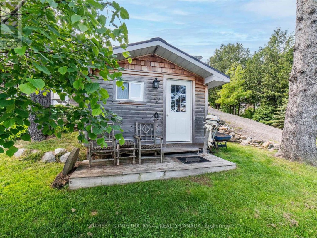 2720 Haliburton Lake Road, Eagle Lake