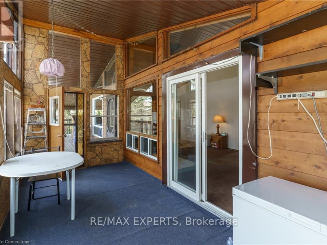 86 STONEY ROAD, Manitouwabing Lake
