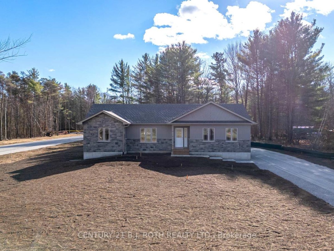 6121 CONCESSION B C ROAD, 