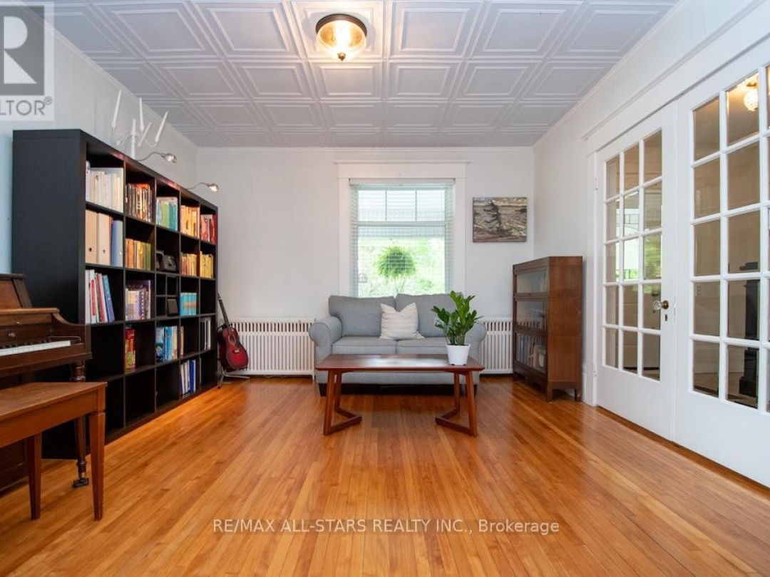 25 LOUISA STREET, 