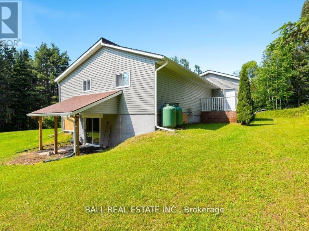 4263 LOOP ROAD, 