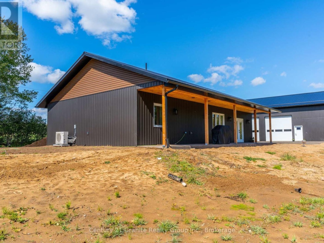 4324 Deep Bay Road, Gull Lake