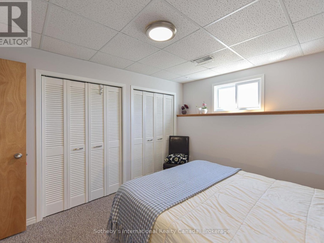 66 Calverley Street, Orillia