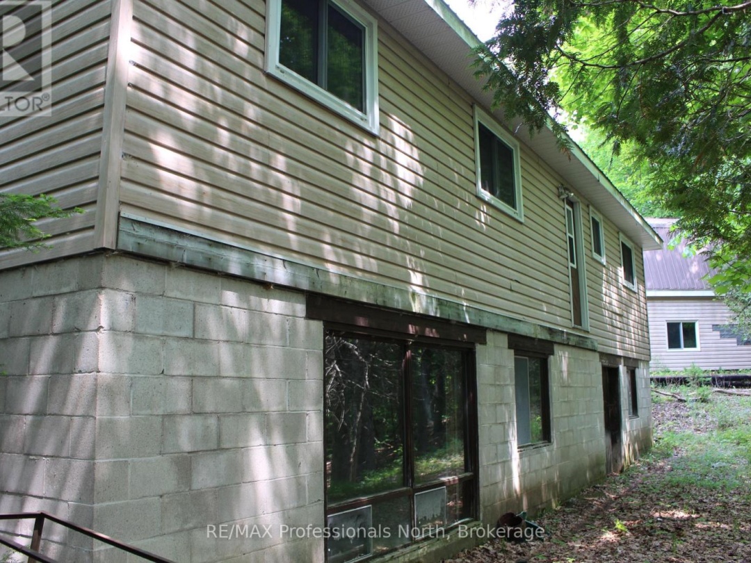 2166 BLAIRHAMPTON ROAD, 