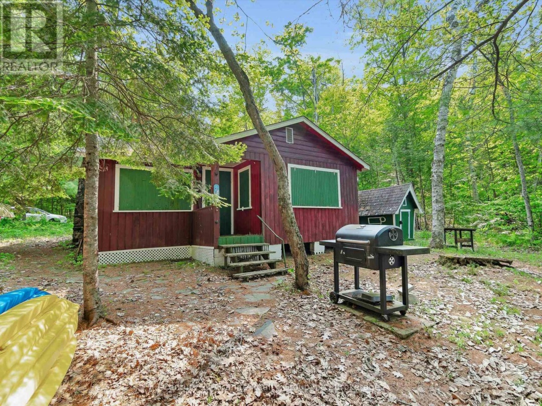 1141 Kanawa Lane, Kushog Lake