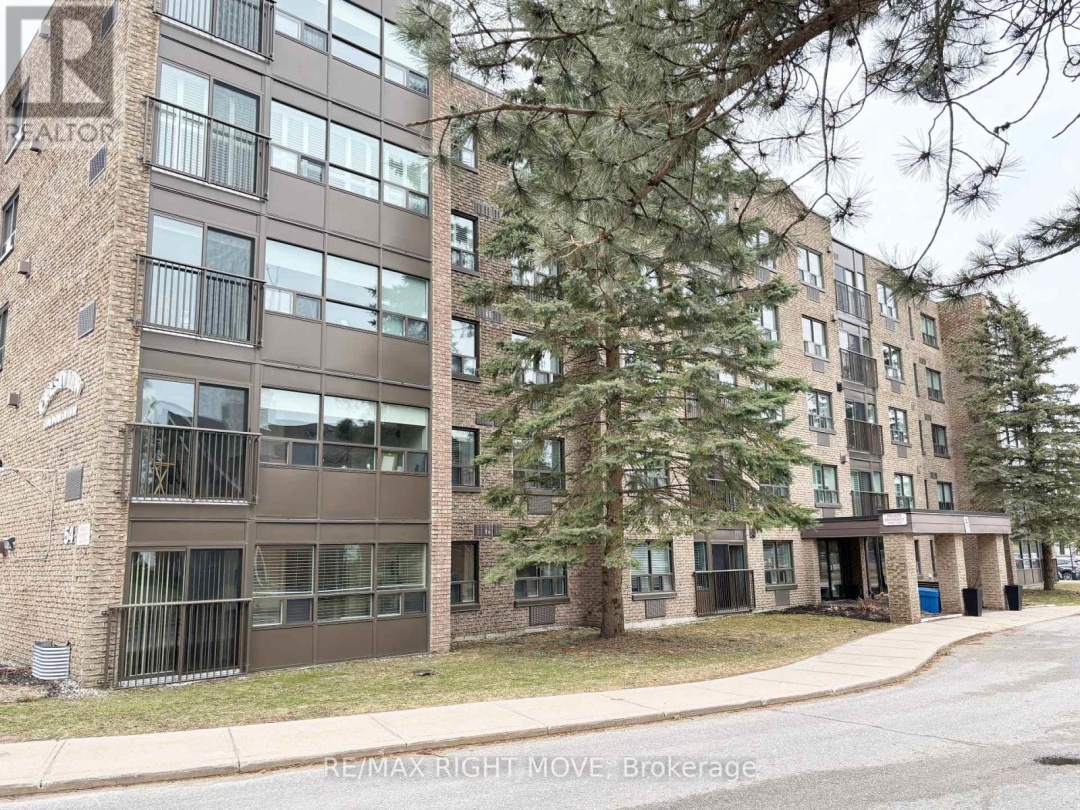 103 54 Fittons Road W, Orillia