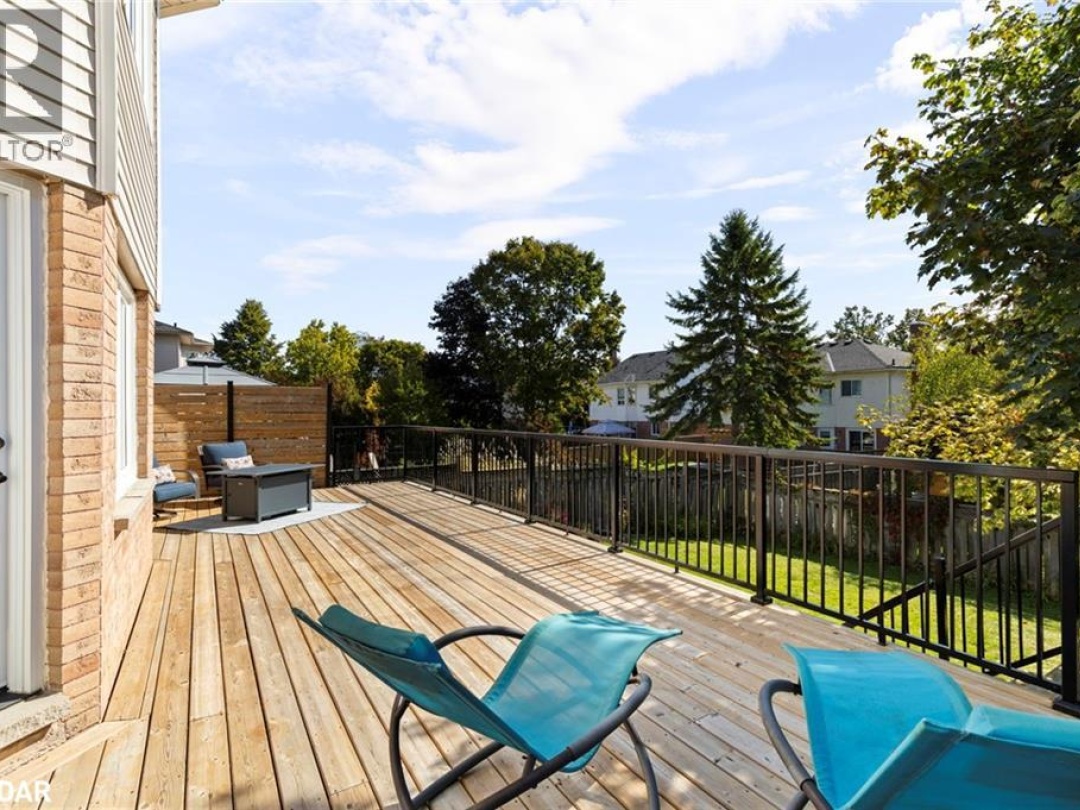 21 BRANDON Crescent, 