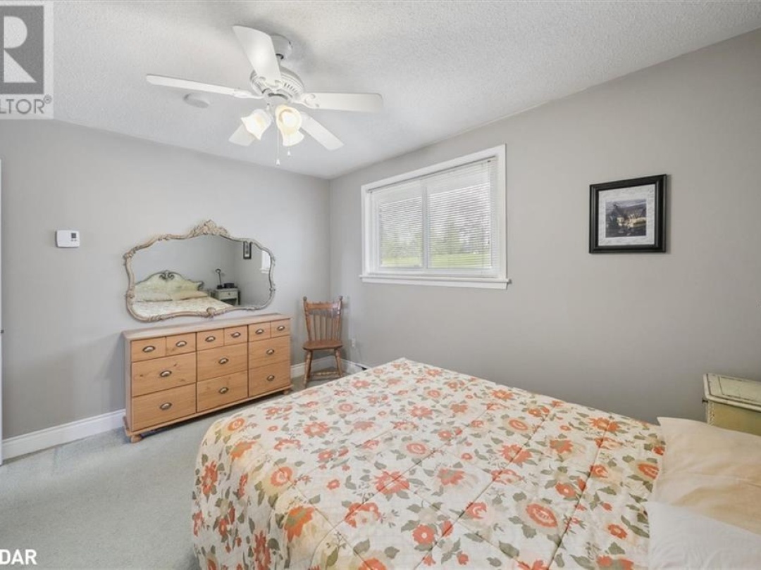 381 Country Club Circle, Pigeon Lake