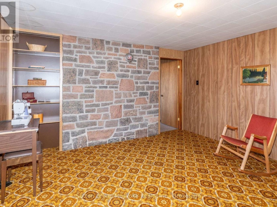 467 WEST BROWNS ROAD, 