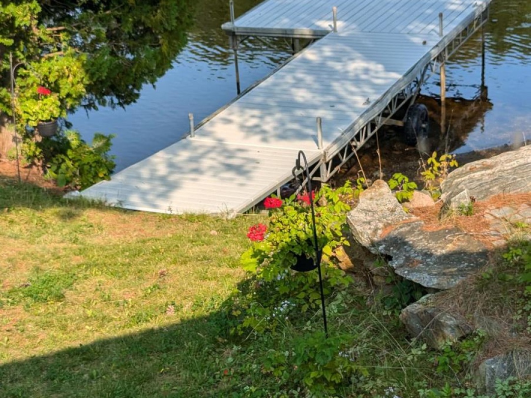 1089 PIONEER ROAD, Gooderham Lake