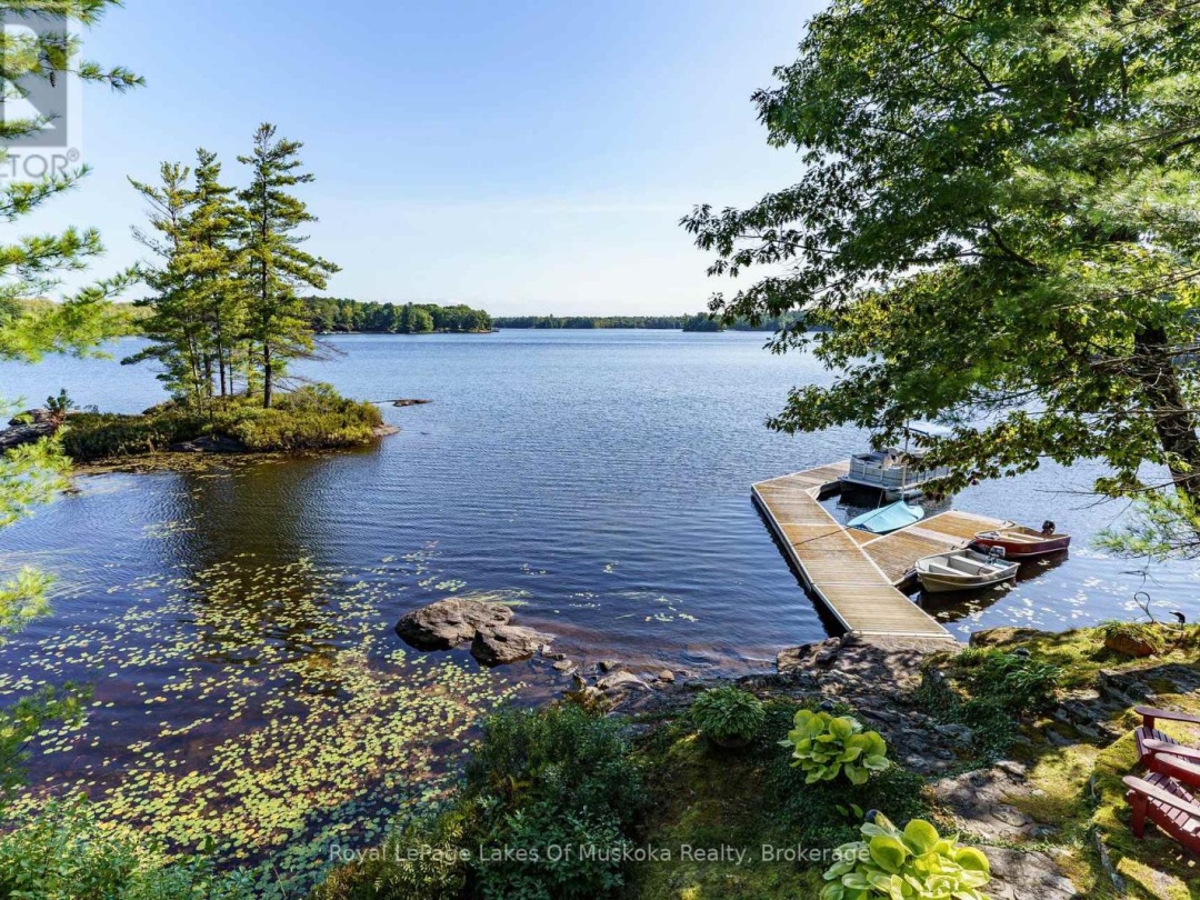 27 ISLAND 2ML, Morrison Lake