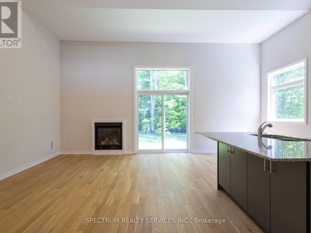 131 Marina Village Drive W, Georgian Bay