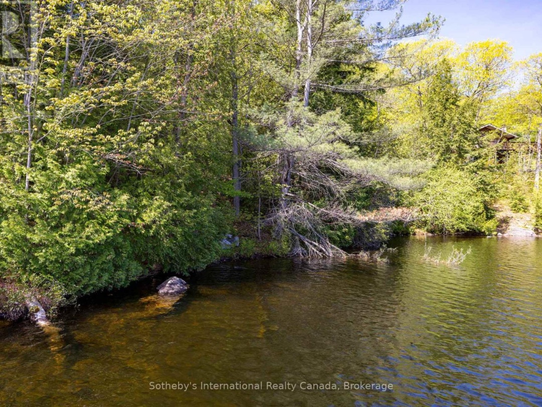 14 Burnegie Lane, Otter Lake