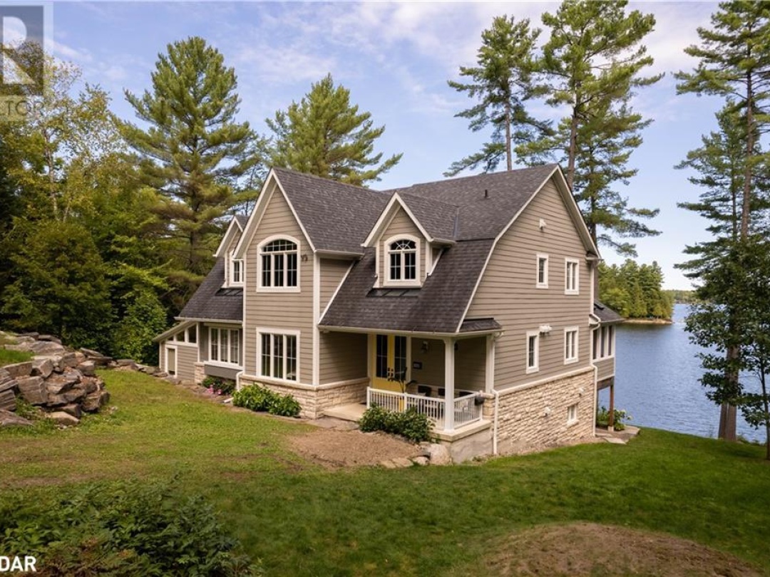 1043 Fortunes Trail, Kushog Lake