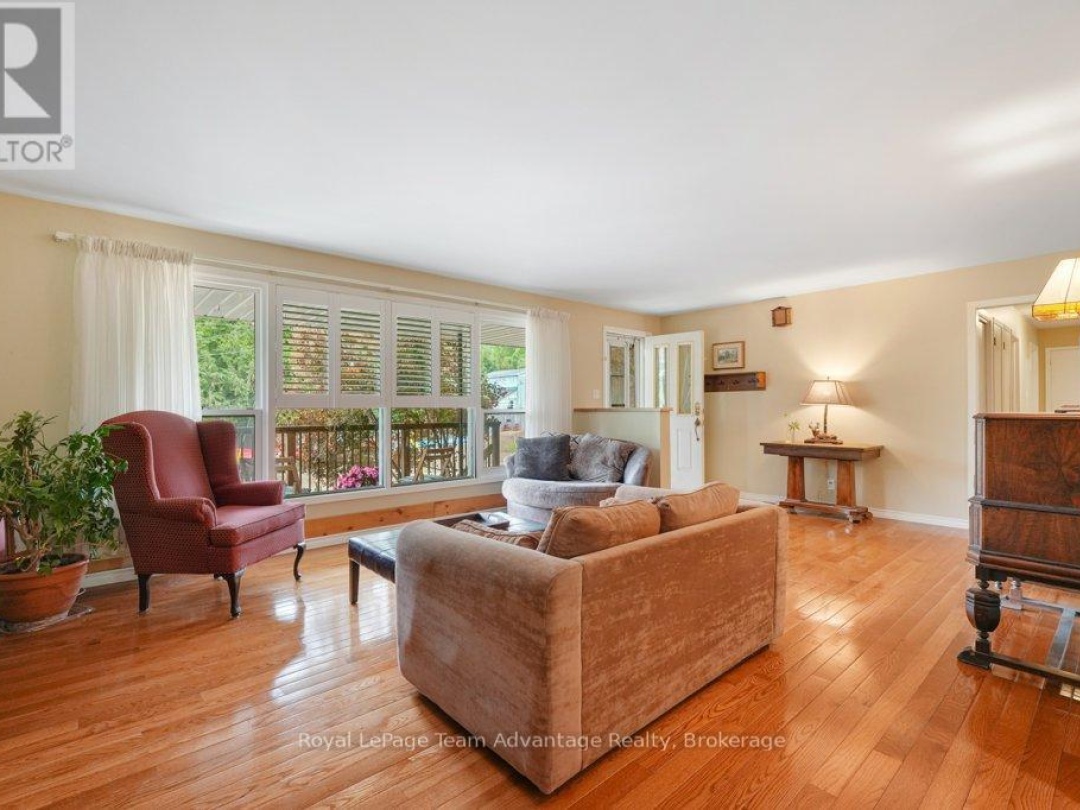 1 VICTORIA AVENUE, 