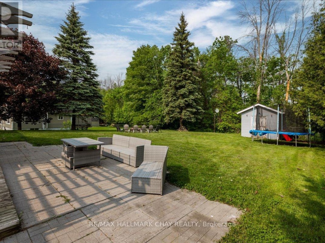 4049 Bayview Avenue, Ramara