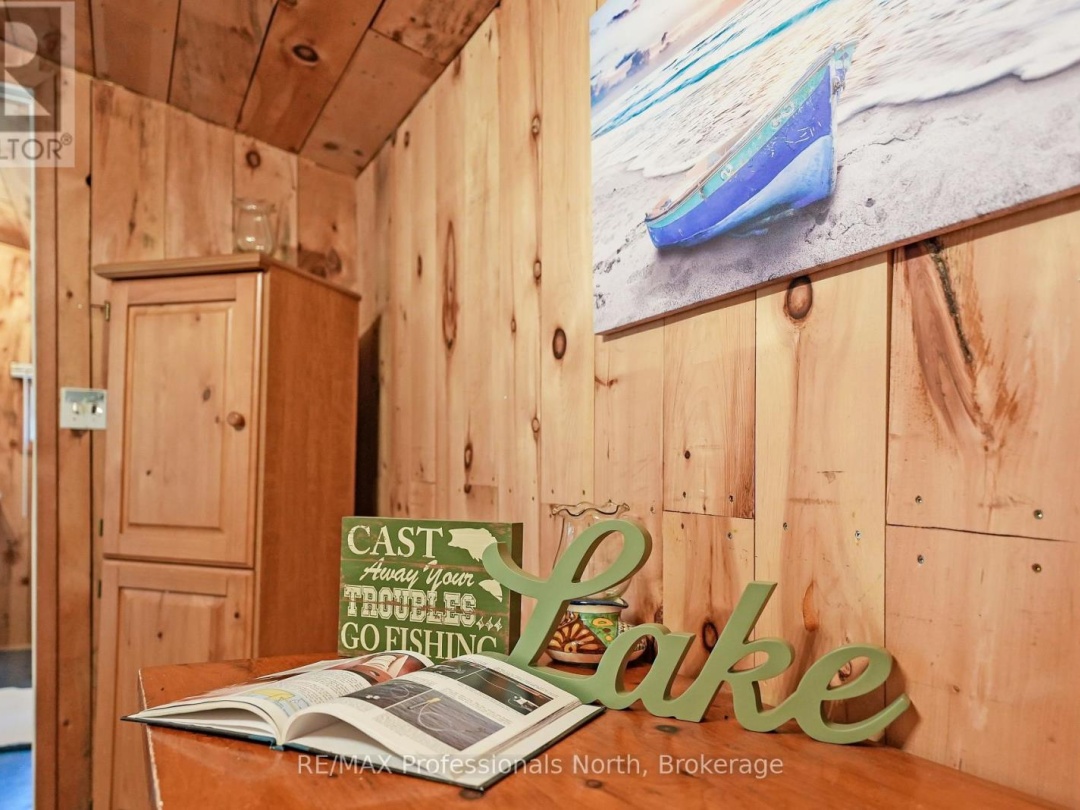 1056 KODIAK TRAIL, Glamor Lake