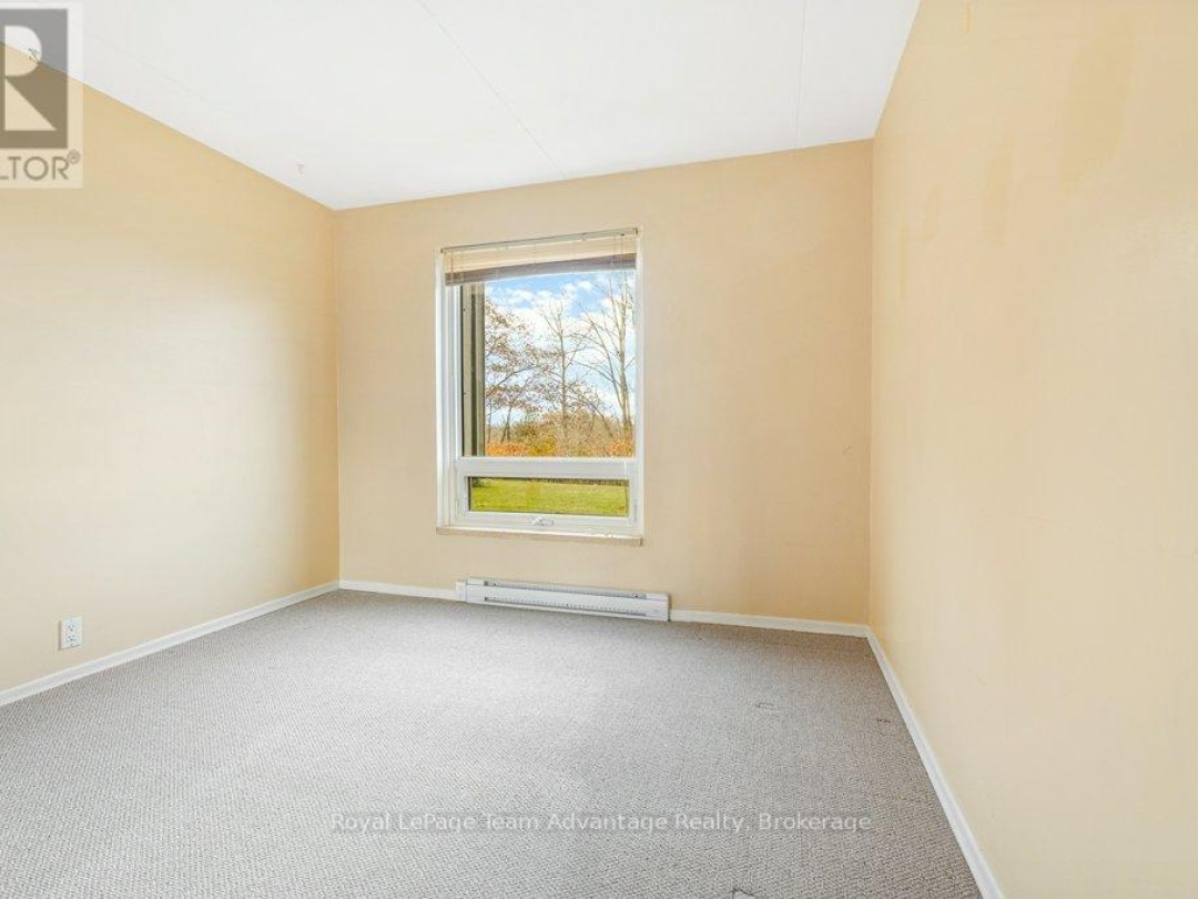 103 - 100 BEACONVIEW HEIGHTS, 