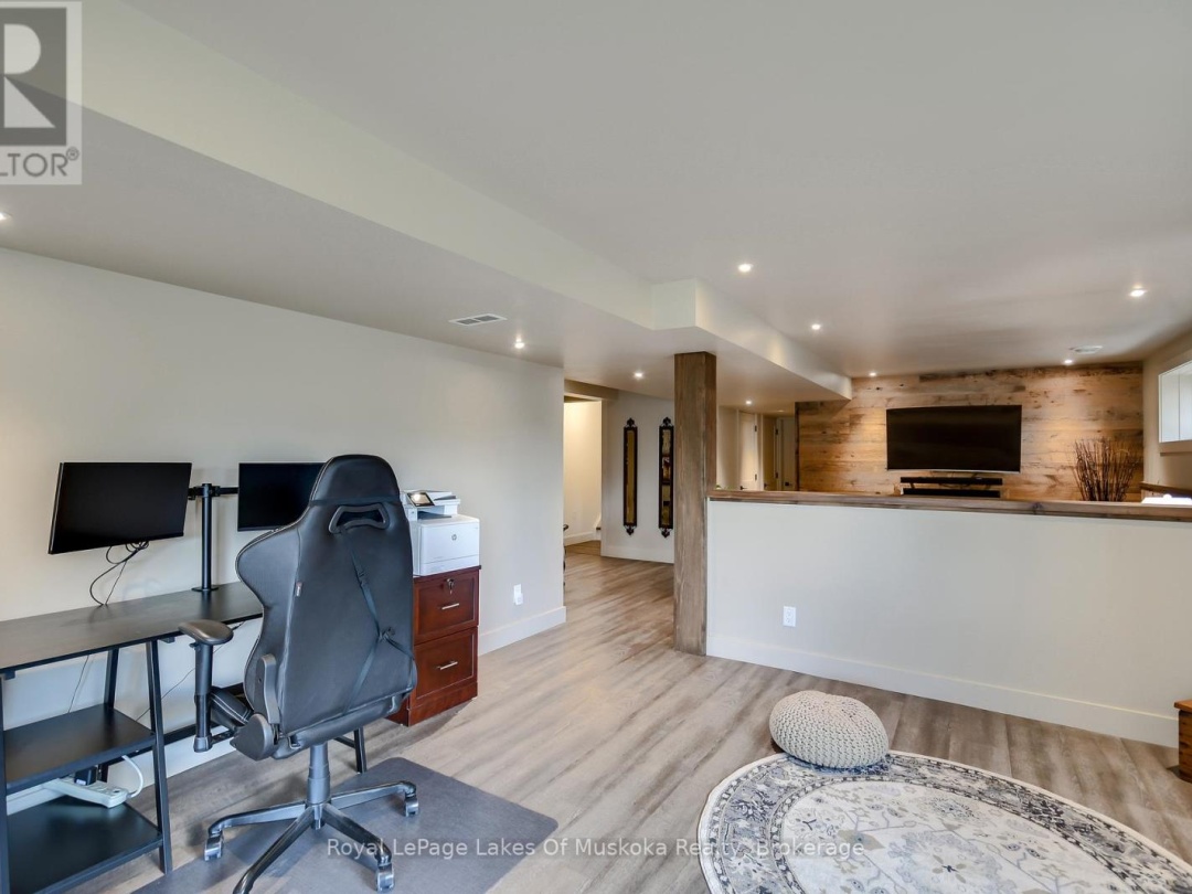 75 SELKIRK DRIVE, 