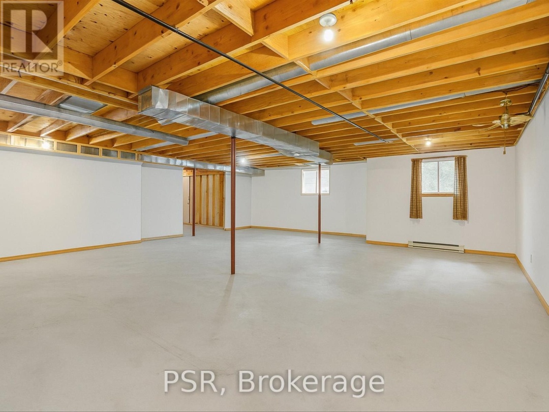 1016 VICTORIA STREET, 