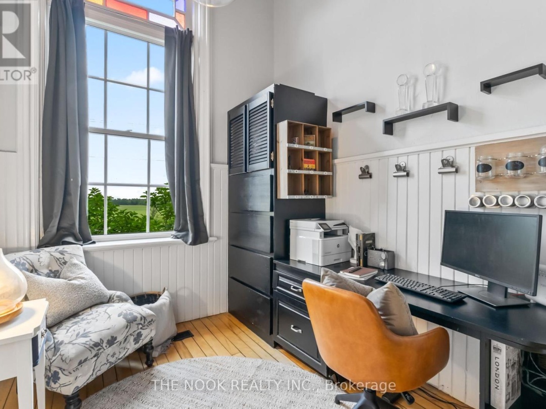 275 VALENTIA ROAD, 