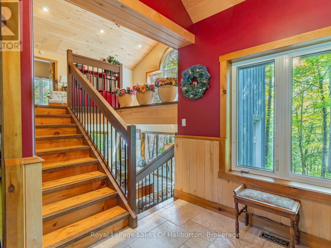 48 RUSSELL DRIVE, White Lake