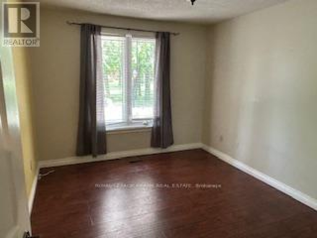 202 - 200 EAST STREET S, 