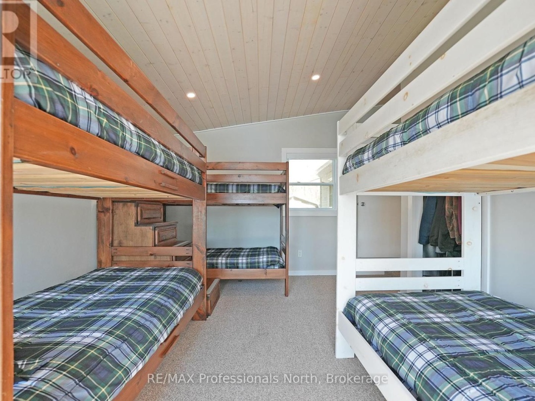 13914 35 Highway, Mountain Lake