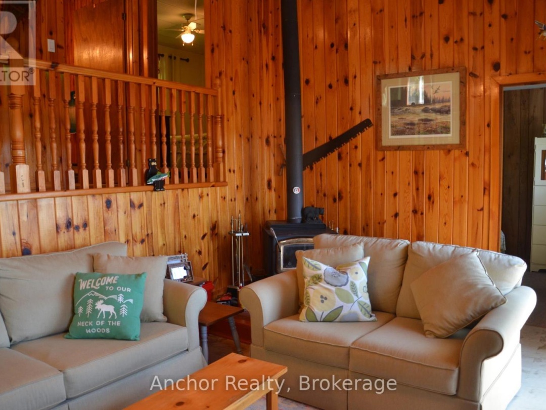 10167 Little Hawk West Sho, Little Hawk Lake