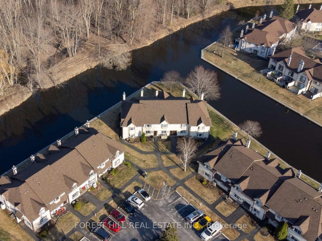 21 - 21 LAGUNA PARKWAY, Lake Simcoe