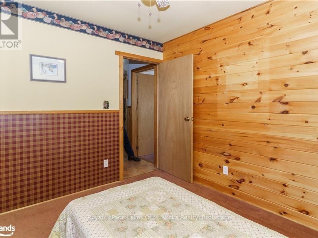 32 Maple Leaf Drive, Lake Vernon