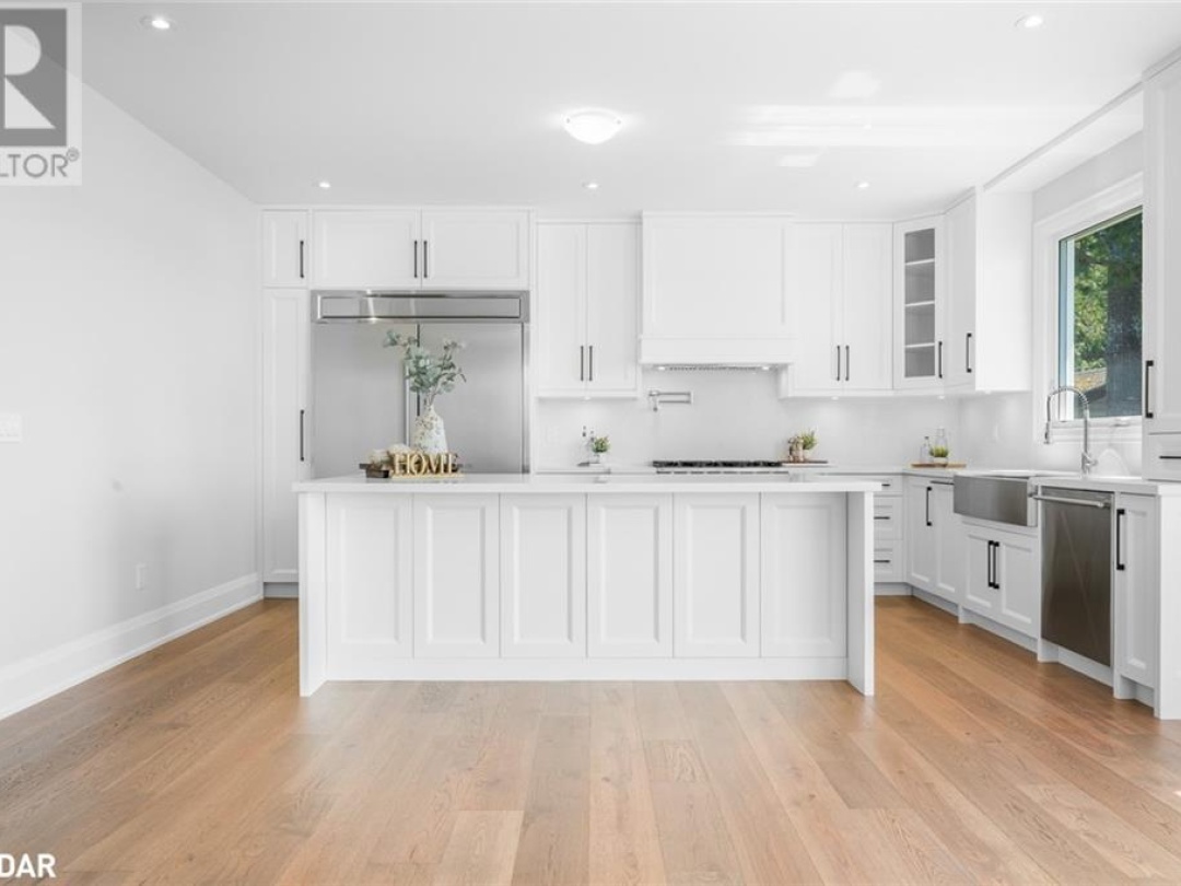 3331 ST GEORGE Boulevard, St. George Lake