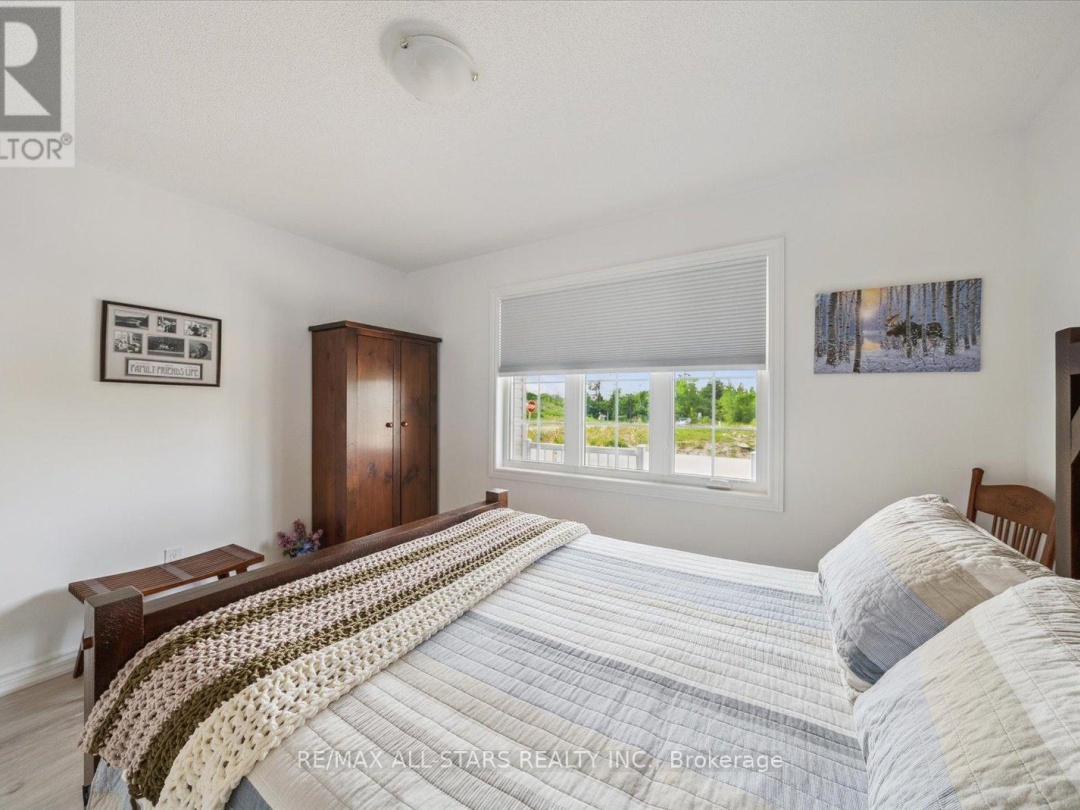 31 REYNOLDS DRIVE, 