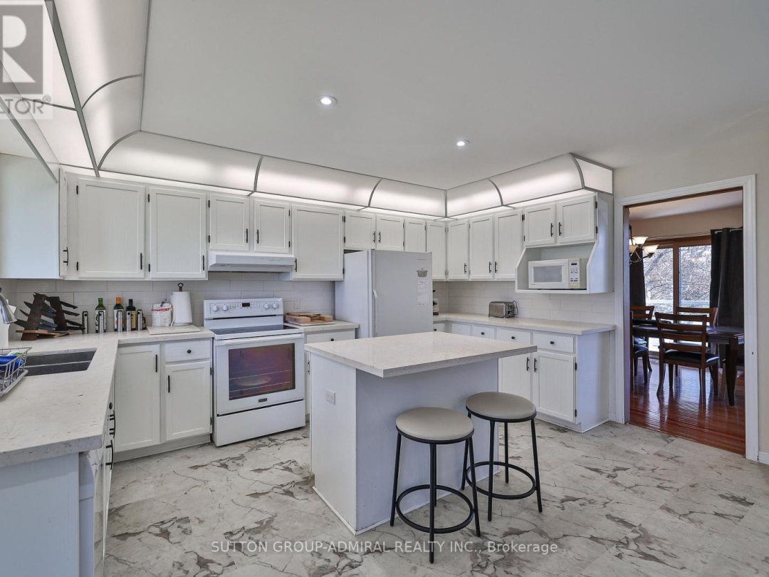 182 BAYSHORE DRIVE, 