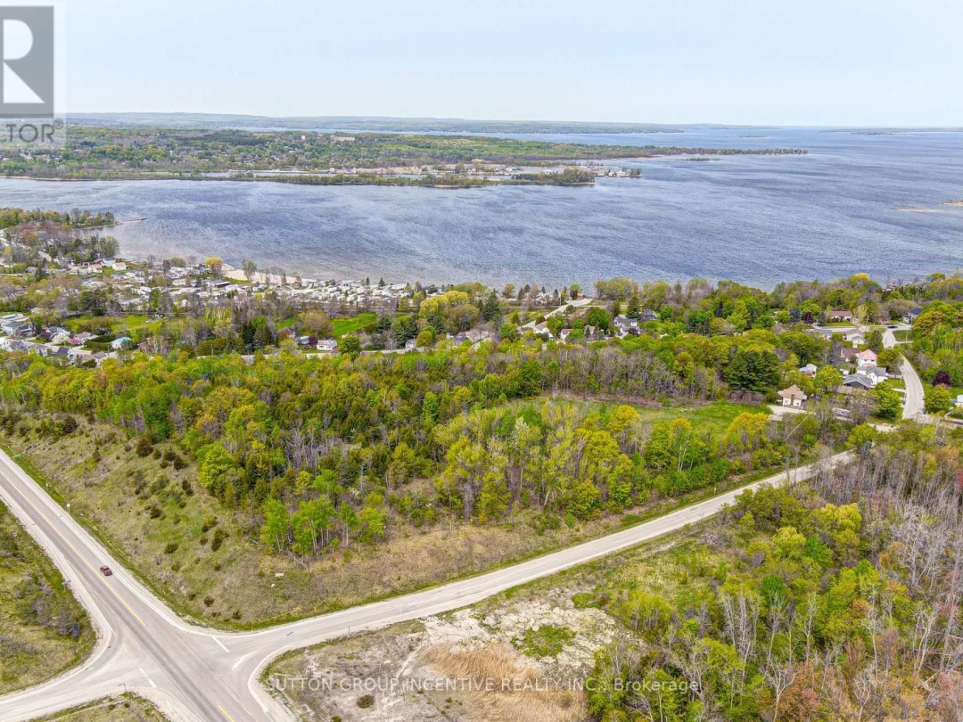 400 Newton Street, Georgian Bay