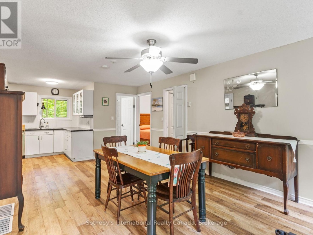 31 MEADOWS AVENUE, 